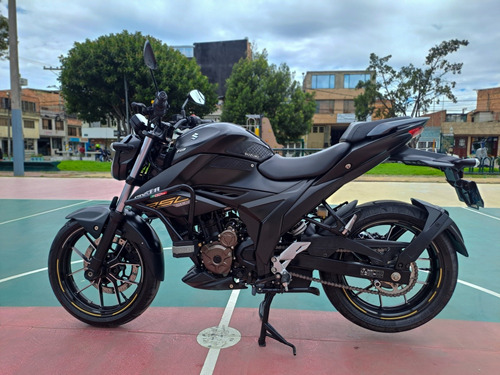 Suzuki Gixxer 250