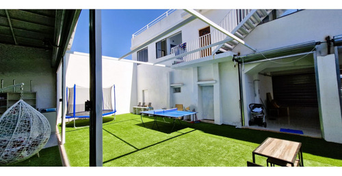 Gran Propiedad Comercial En Quillota, 800 M2., Con 2 Dptos.,