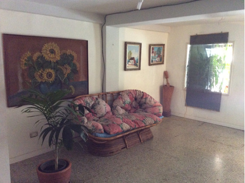 Imagen 1 de 14 de Vendo Casa Tipo Town House En Villas De San Rafael, San Diego.