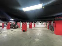 Comprar Rf Local En Venta En El Recreo Estacionamiento Remodelado Ideal Para Taller Mecanico O Concesionario Con Capacidad Para 20 Carros Muy Buena Oportunidad Agenda Tu Visita