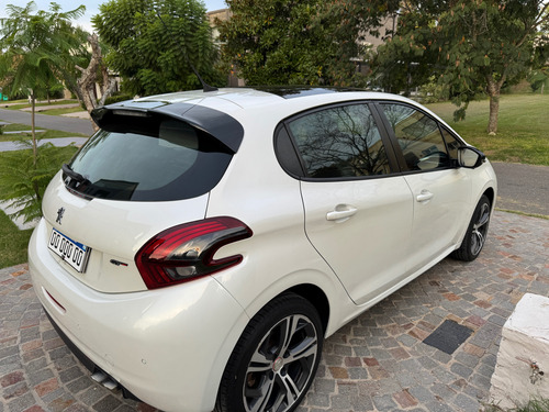 Peugeot 208 1.6 Gt Thp