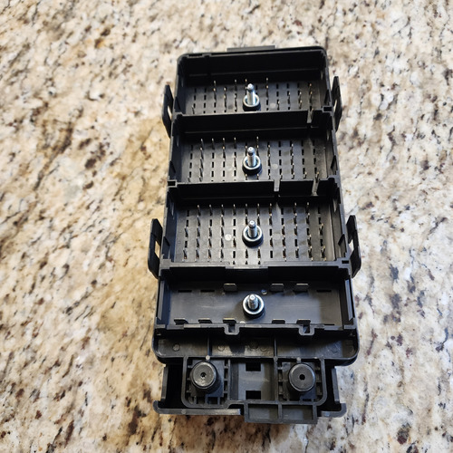 2008-09 Pontiac G6 3.6l Caja De Fusibles 25883025 (Usado)
