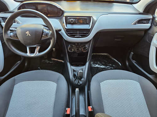 Peugeot 208 1.5 Active