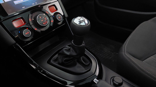 Imagen 13 de 22 de Peugeot 308 1.6 Allure