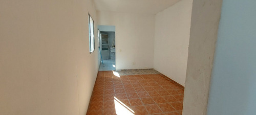 Vendo Casa Sobrado Com 3 Alugueis Sobrado Tem Tres Casas Todas Com Agua E Luz Independente Proximo A Tudo