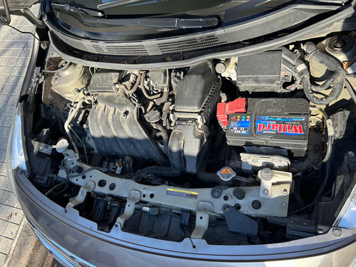 Nissan Versa 1.6 Advance At
