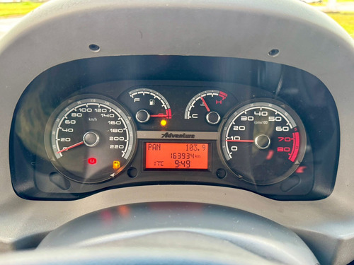 Fiat Doblo 1.8 16v Adventure Locker Flex 5p