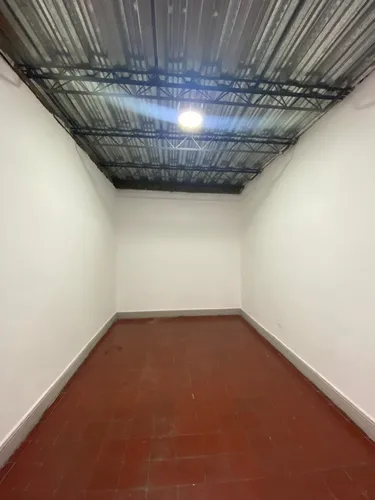 Local En Arriendo En San Bosco. Cod A11503