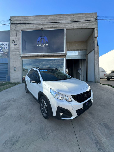 Peugeot 2008 1.6 Feline