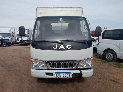 Camión Jac 1035, Caja Con Furgón, Buen Estado