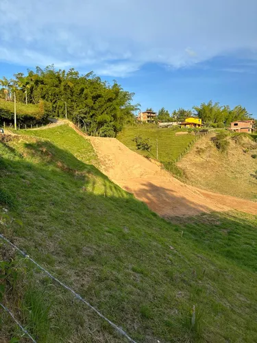 Lote En Venta En Peñol. Cod V12678
