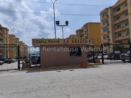 Alquilo Hermoso Apartamento En En Uno De Los Mejores Municipios Del Estado Carabobo, Totalmente Equipado, Agradable Clima De Montana, Vigilancia 24 Horas, Agua De Pozo, Piso Bajo. Zona De Tranquilidad