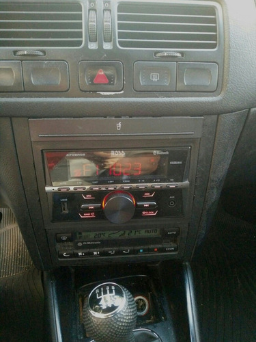 Volkswagen Bora 2.0 Comfortline 2004
