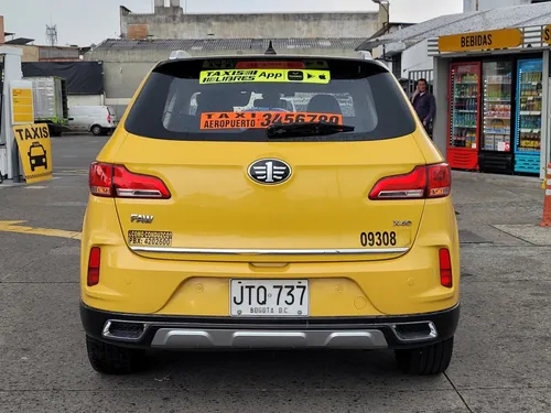 Taxi Camioneta Faw X40 2021
