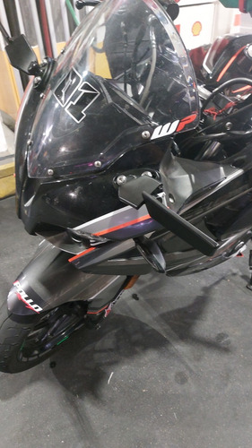Bajaj Rouser Rs 200. 2018, Excelente Estado.