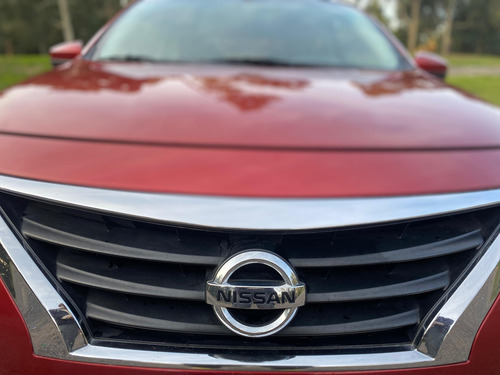 Nissan Versa Extrafull Manual
