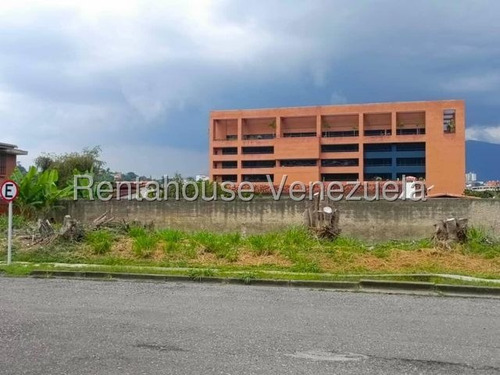 Ana Torres. Terreno En Venta 258843 En Sorocaima