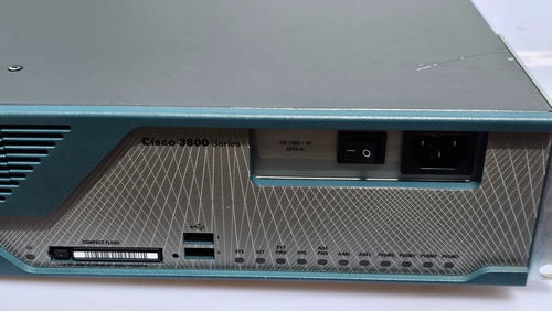 Router Cisco 3825 Practicas Ccna (Usado)