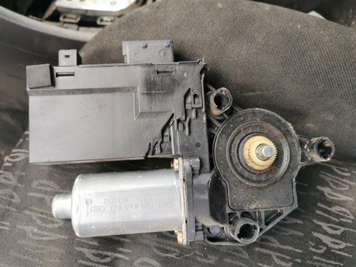 Motor Elevador Vidrio Delantero Izquierdo Peugeot 307 2003 (Usado)