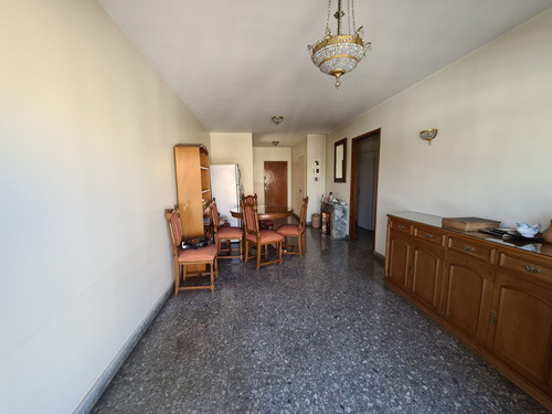 Venta Departamento 4 Amb Con Dependencia Y Cochera