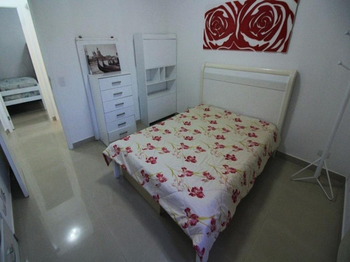 Imagem 8 de 17 de Guarujá Pitangueiras Flat 2 Dormitórios Ar Condicionado Piscina Lazer Completo Manobrista Serviço De Praia Portaria 24 Horas - Fl0011 - 34708972