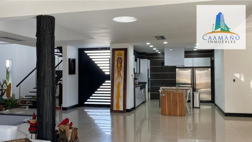 Casa En Venta En Urbanización Paraíso I - Pampatar  Ic-00101