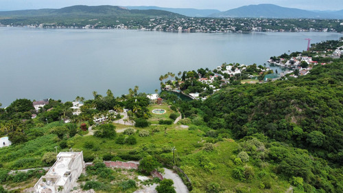 Terreno Con Vista Al Lago De Tequesquitengo
