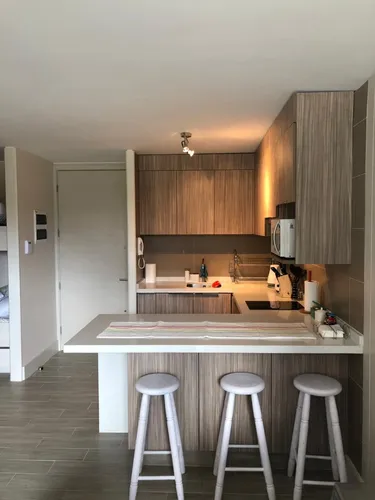 Departamento Amoblado A Pasos De La Costanera