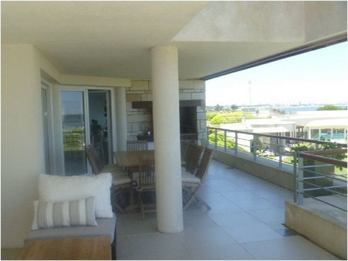 Alquiler Temporario Apartamento 3 Dormitorios Playa Mansa