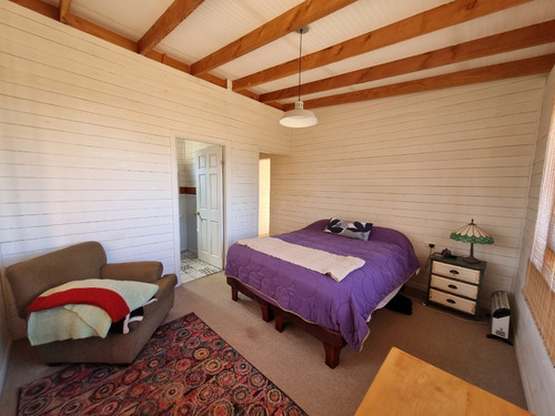 Parcela 5000 M2,casa 3d+3b+cabaña,bodega,quincho