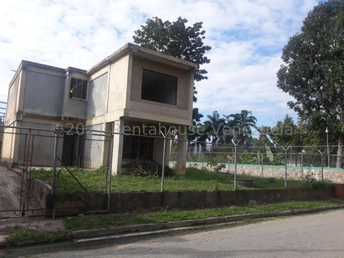 Imagen 3 de 10 de Julio Latouche Vende Casa Las Morochas 22-3091 Jj35