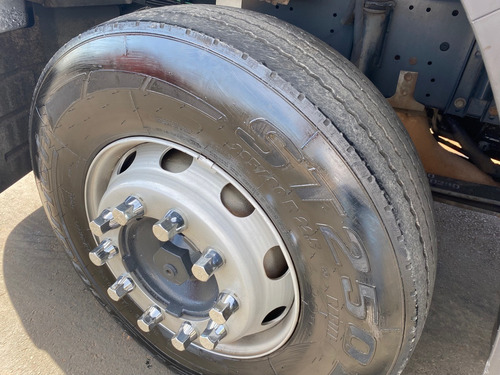 Imagem 8 de 10 de Iveco Stralis 410 6x2