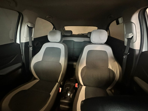 Chevrolet Onix 1.0 MPFI LT 8V FLEX 4P MANUAL
