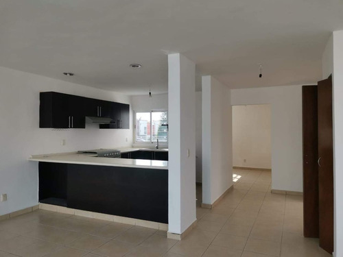 Casa De 3 Recamaras Y 3 Baños Completos En Conjunto Residencial Con Doble Filtro De Seguridad.