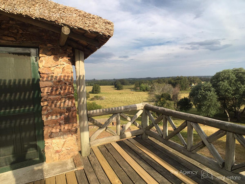 Imagen 22 de 30 de Chacra Con Piscina En Venta - Punta Ballena