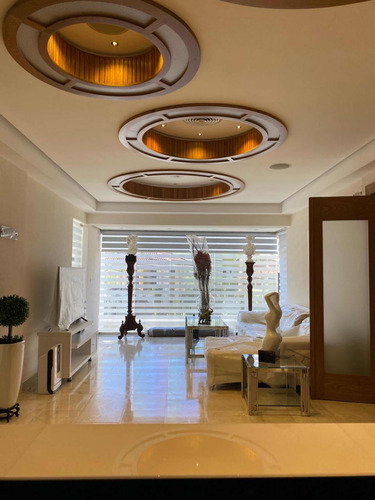 Casa Con Spa Equipado En Venta En Los Cerros De Gurabo