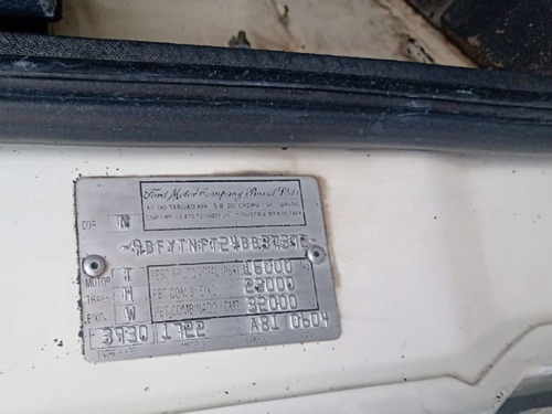 Imagem 15 de 15 de Ford Cargo 1722 2004 6x2 No Chassi