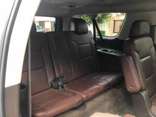 Imagen 14 de 14 de Chevrolet Suburban 5.3 Ltz V8 4wd 2da Cubo At 2015