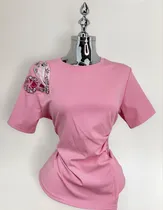 Comprar Playera Stretch Detalle Corazón Pedrería Fresca Casual