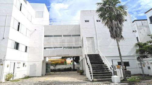 Edificio Comercial En Venta En Cancún Centro, Supermanzana 17