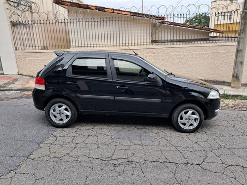 Fiat Palio 1.4 Attractive Flex 5p