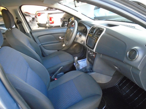 Imagem 8 de 13 de Renault Sandero 1.0 Expression 16v 2017