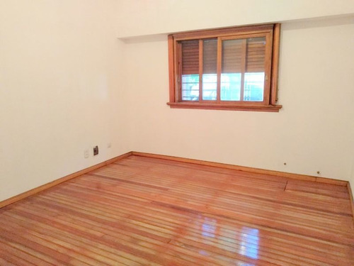 Imagen 9 de 17 de Casa En Venta En Jose Leon Suarez