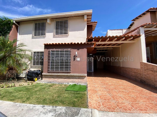 Milagros Inmuebles Casa Venta Cabudare Lara Av Intercomunal Barquisimeto Acarigua Caña Dorada Economica Residencial Economico  Rentahouse Codigo Referencia Inmobiliaria N° 24-6870