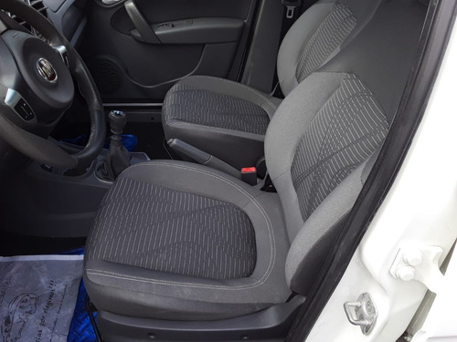 Fiat Palio Attractive 1.4 2016 Full