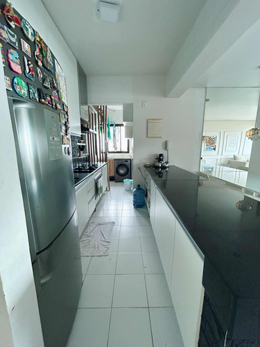 Apartamento 3/4 C/ Dependência Completa Revertida Em Suite