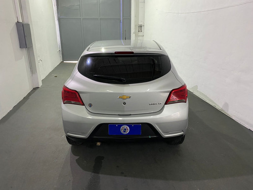 Chevrolet Onix 1.4 Lt 98cv