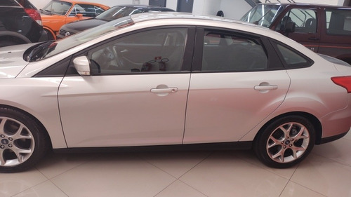 Ford Focus 2.0 Fastback Se 2019 Automatico Sedan Prata Novo