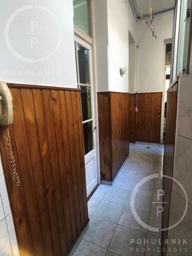 Imagen 6 de 14 de Venta Ph De 4 Ambientes En Almagro Sobre Avenida Rivadavia. Ideal Para Refaccionar!