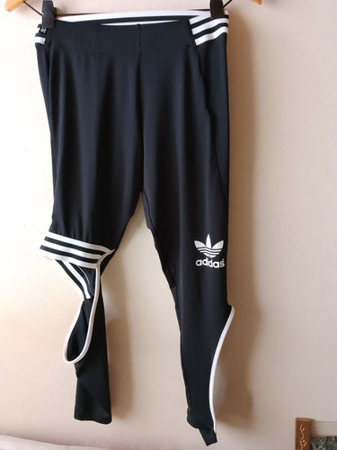 Calza Leggins adidas Original. Mujer. 